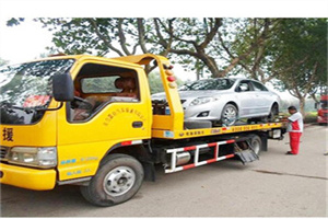 洪山区附近24小时汽车拖车服务热线