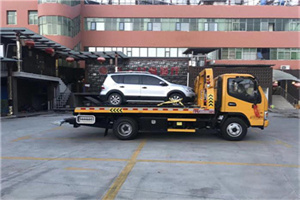 洪山区汽车紧急补胎换胎救援